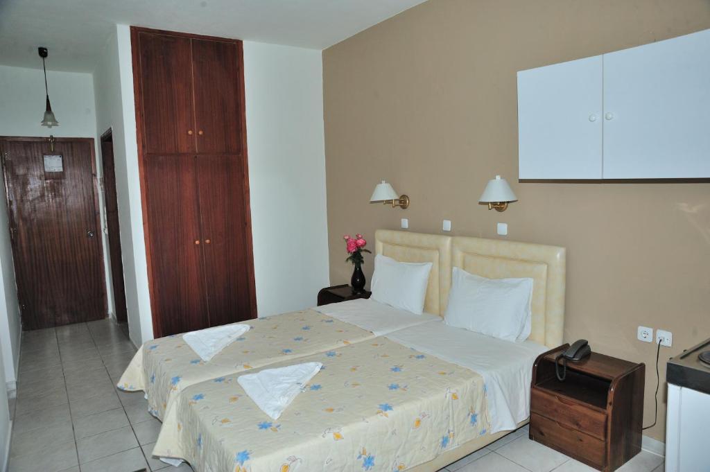 Creta Mare Hotel Plakias Bagian luar foto