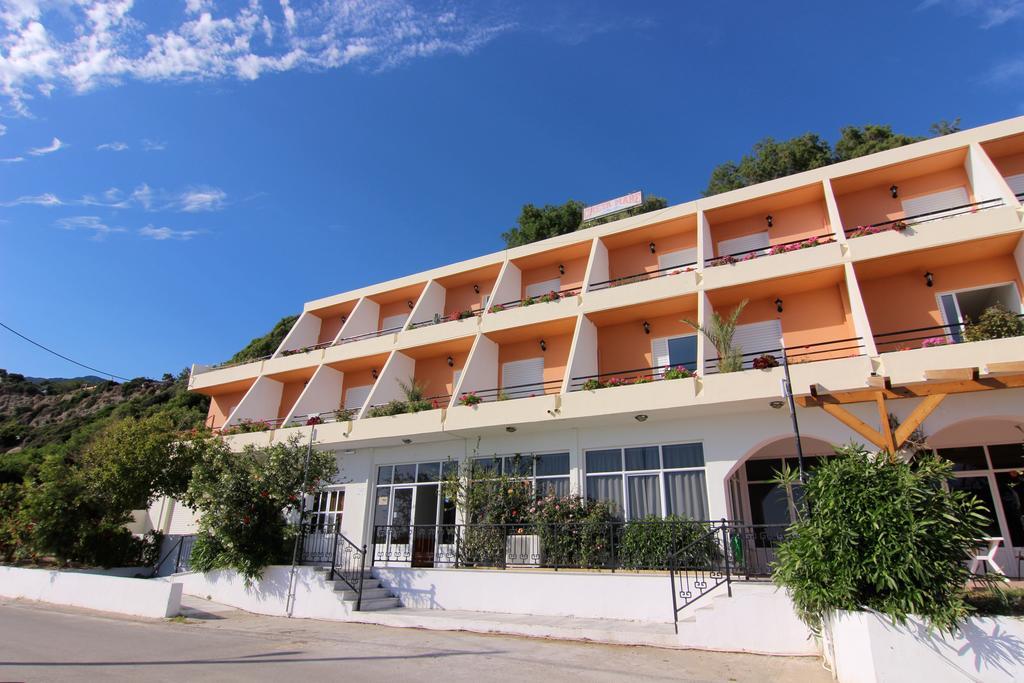 Creta Mare Hotel Plakias Bagian luar foto